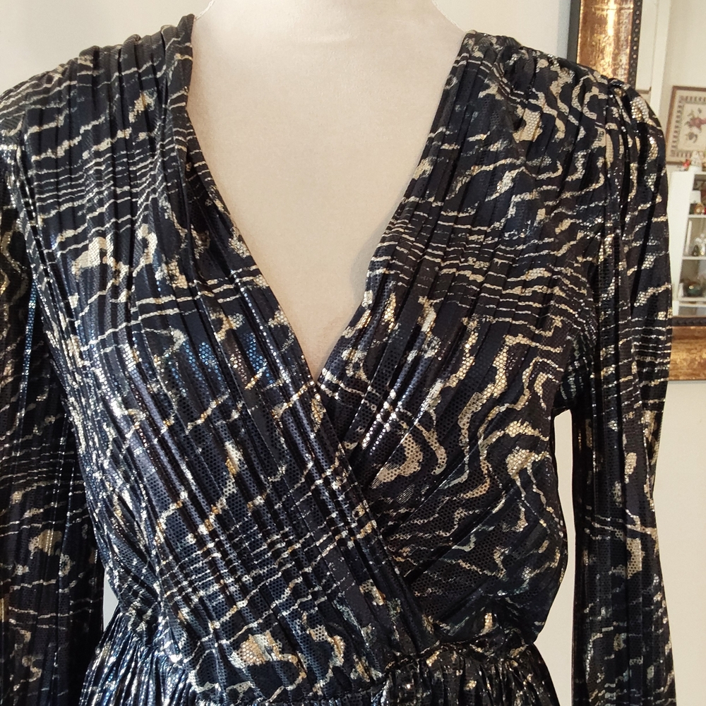 MICHAEL Michael Kors Navy and Gold Printed Long-Sleeve Wrap Dress - Picture 2 of 10